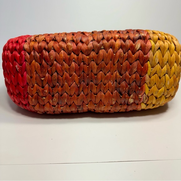 Pre-owned Vinatge Rectangular Harvest basket Bag - with Suede Handles. - Picture 9 of 16